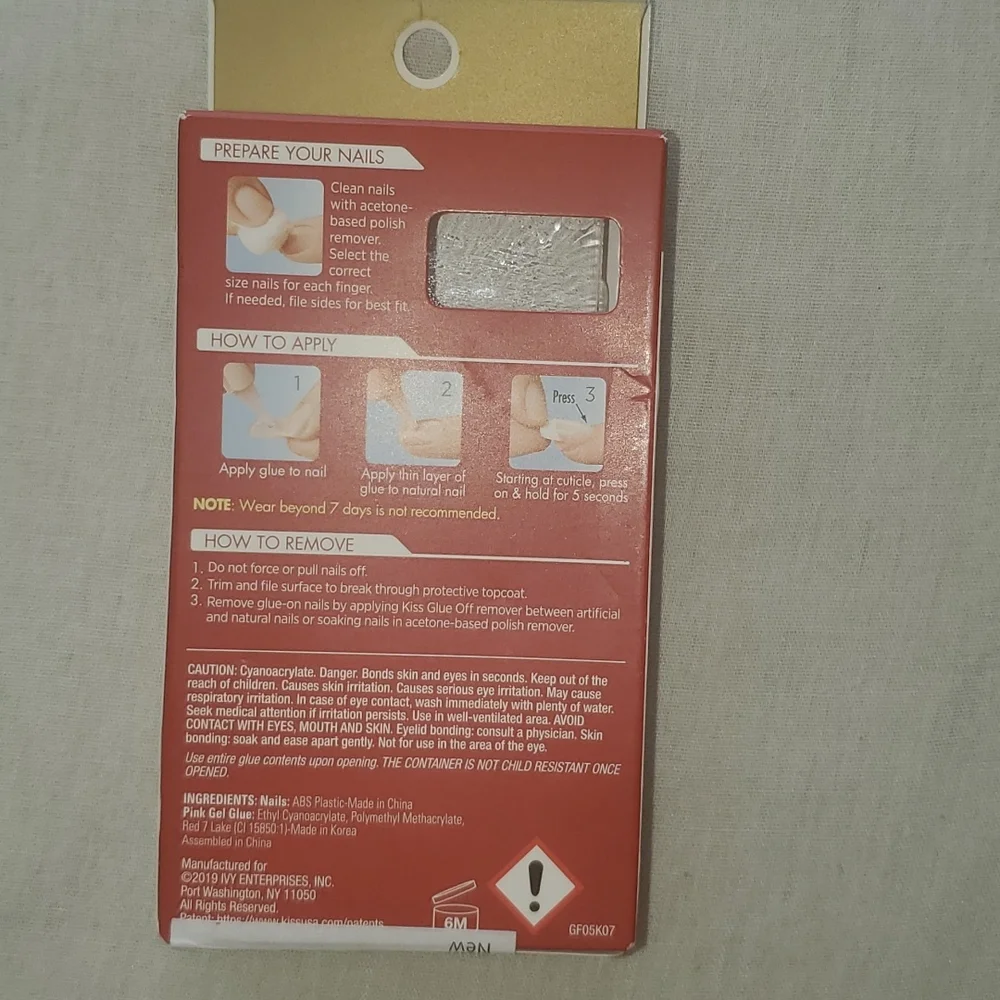 💋 Kiss 💋 Gold Finger Manicure - Picture 3 of 5